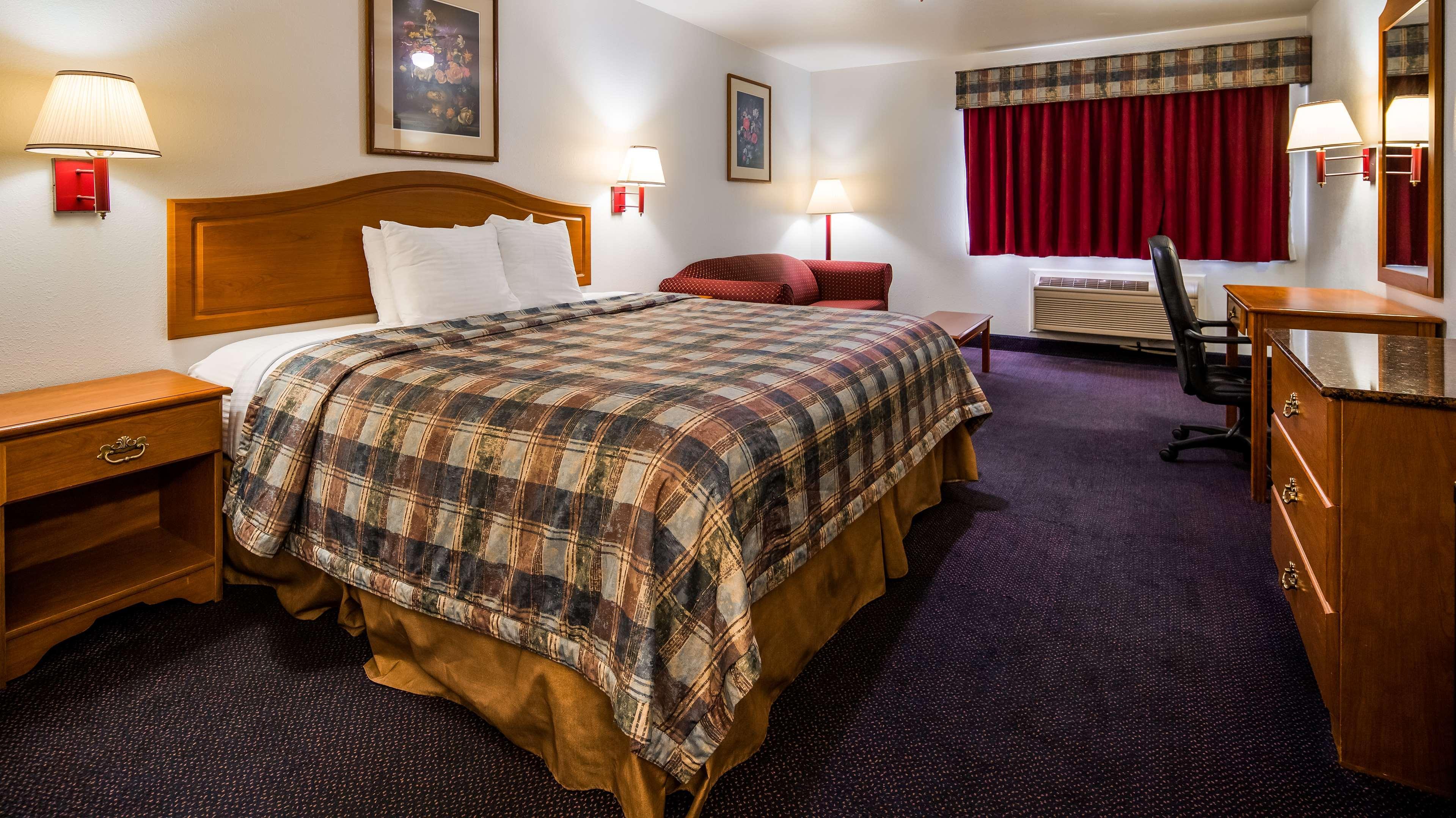 Best Western Pineywoods Inn Atlanta Exterior photo