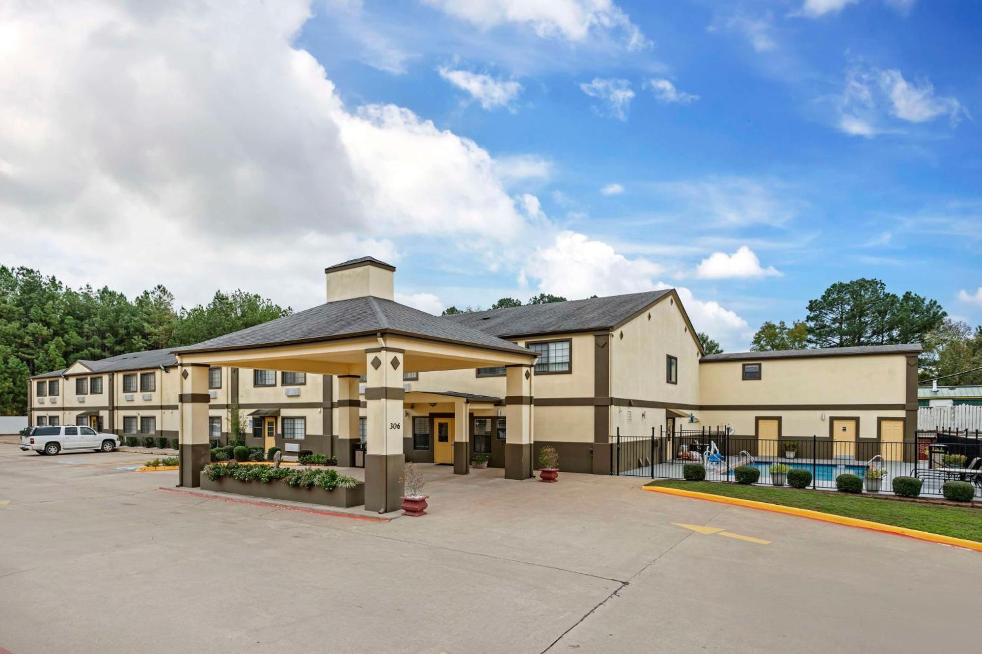 Best Western Pineywoods Inn Atlanta Exterior photo